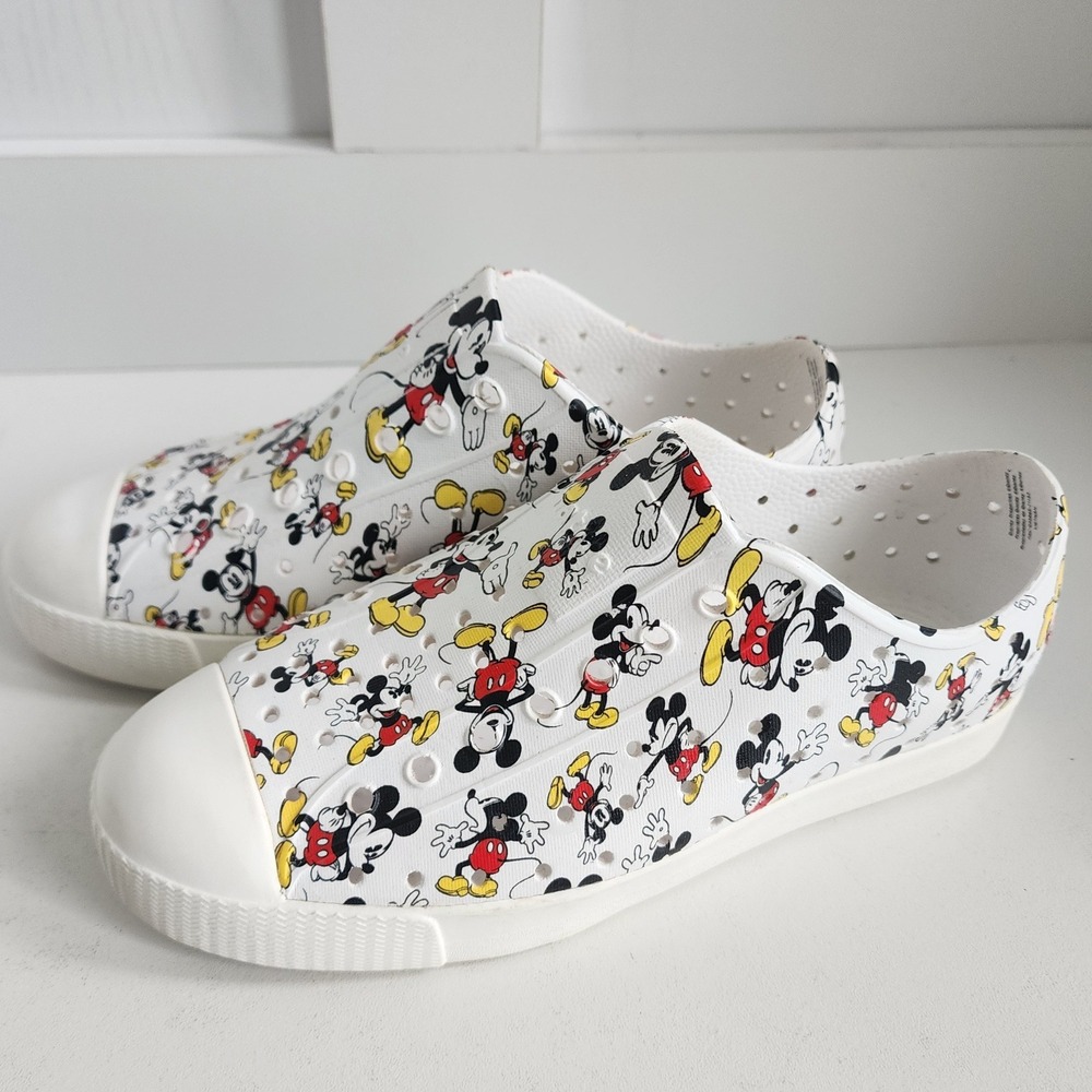 Native x Disney Jefferson Kids Mickey Mouse White SlipOn Shoes J3 Perforated EVA